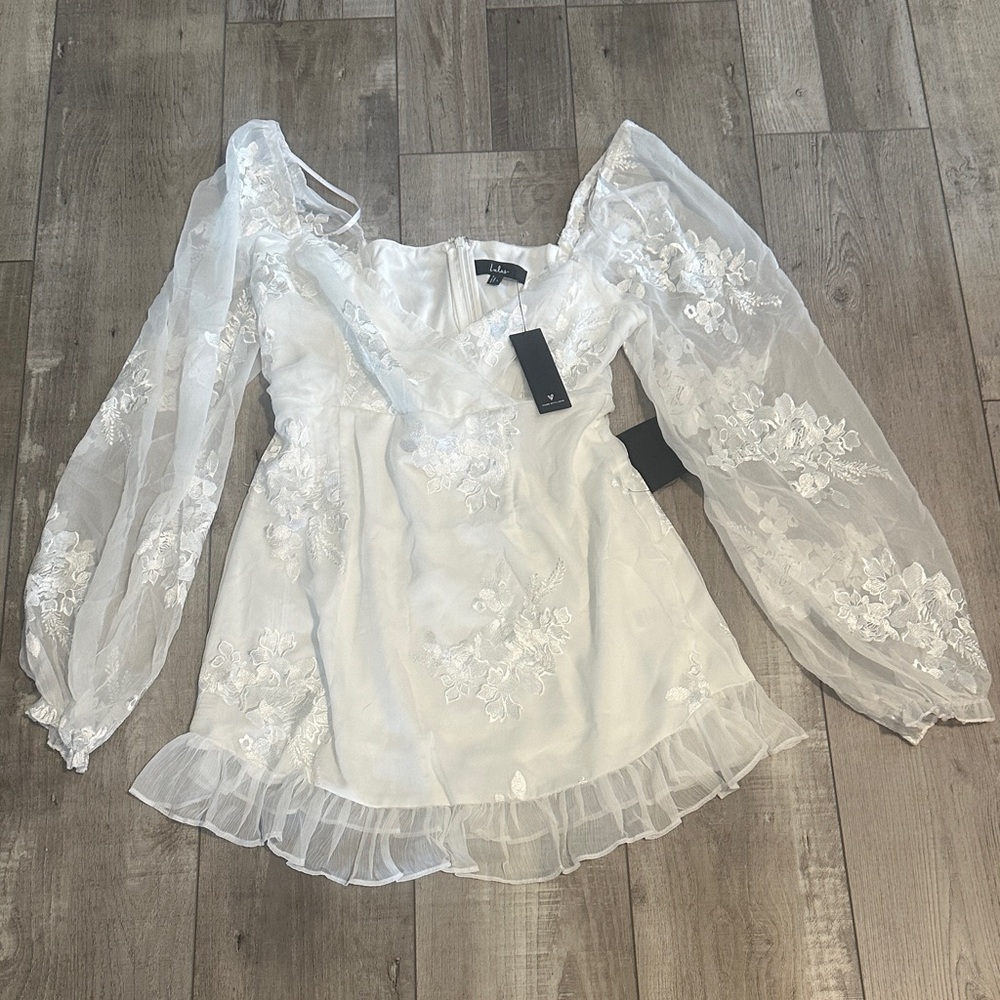 Lulu's White Floral Mini Dress